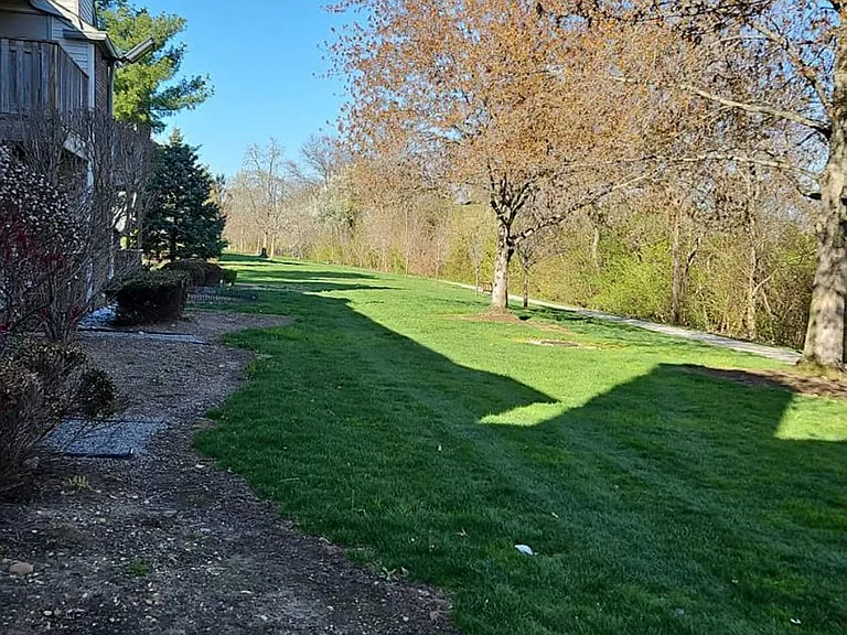 909 Ravens Crest Dr — Photo 20