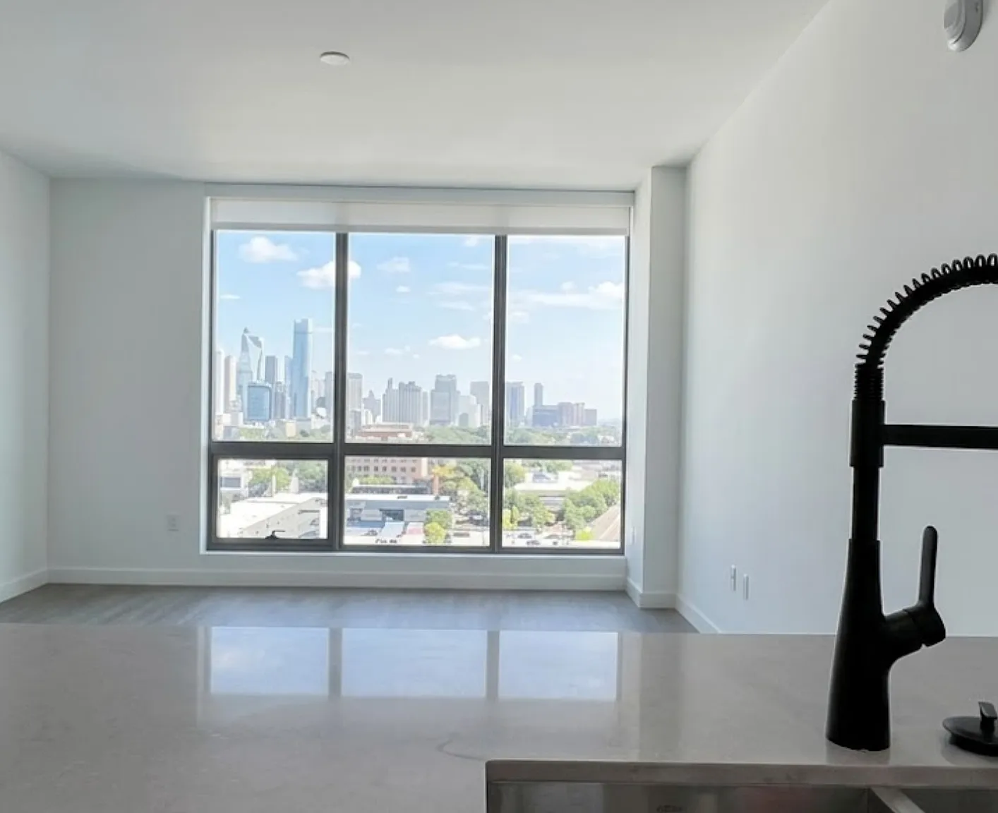 1 bed, 690 sqft, $2,240 — Photo 1