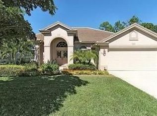 6560 Chestnut Cir, Naples, FL 34109