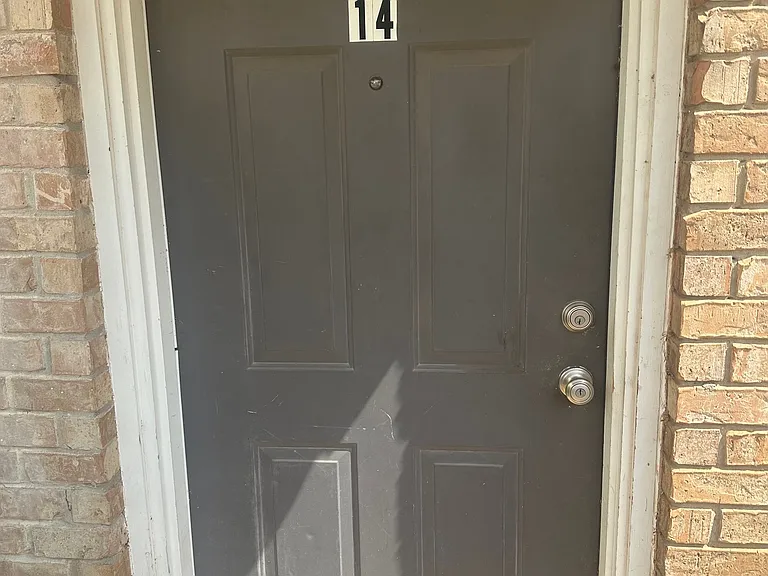 704 W 8th Ave #K — Photo 1