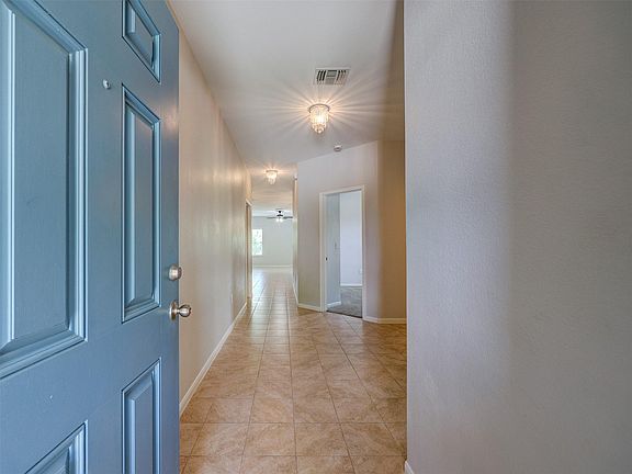 3rd image of 2041 Mottey St