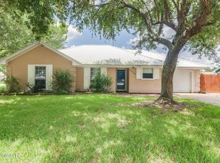 12328 Kaiser Pl, Ocean Springs, MS 39564