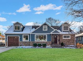 804 W Dean Ave, Monona, WI 53716