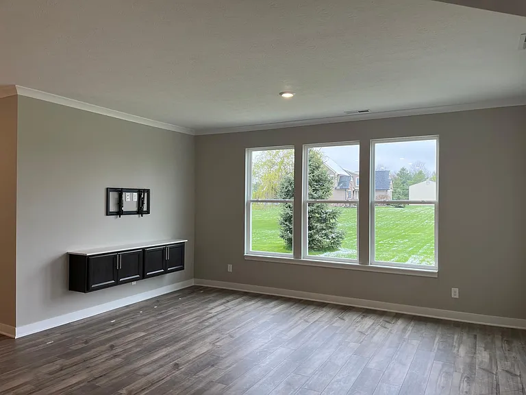 1741 Berwyn Ln — Photo 5