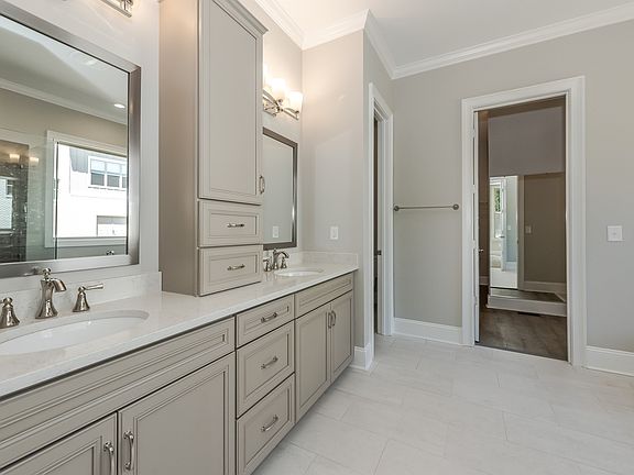 Owner s Bath