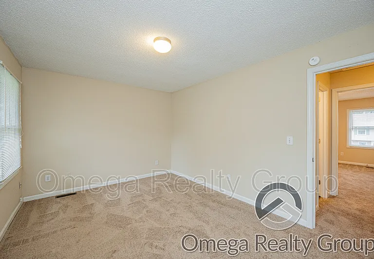5057 Falling Creek Ln — Photo 23