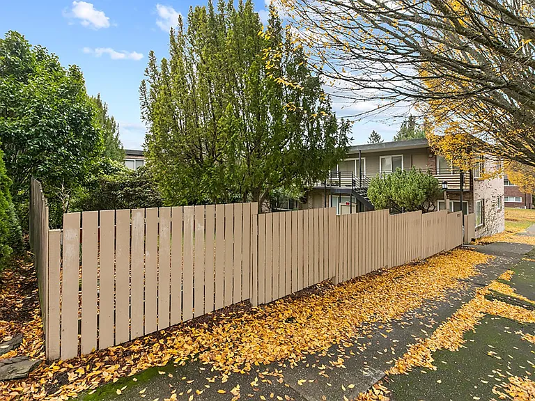 9231 35th Ave SW — Photo 39