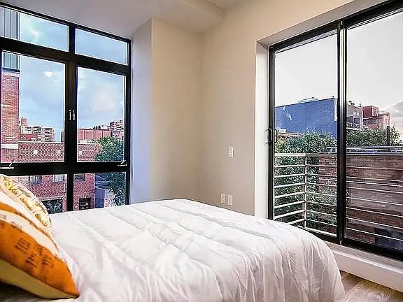 5th image of 185 Leonard St APT 3D