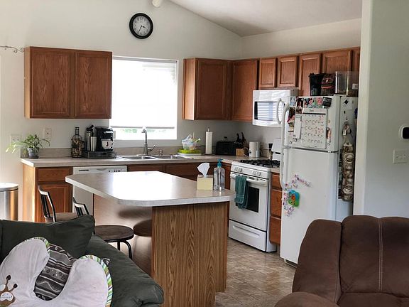 3rd image of 1203 Abby Ct