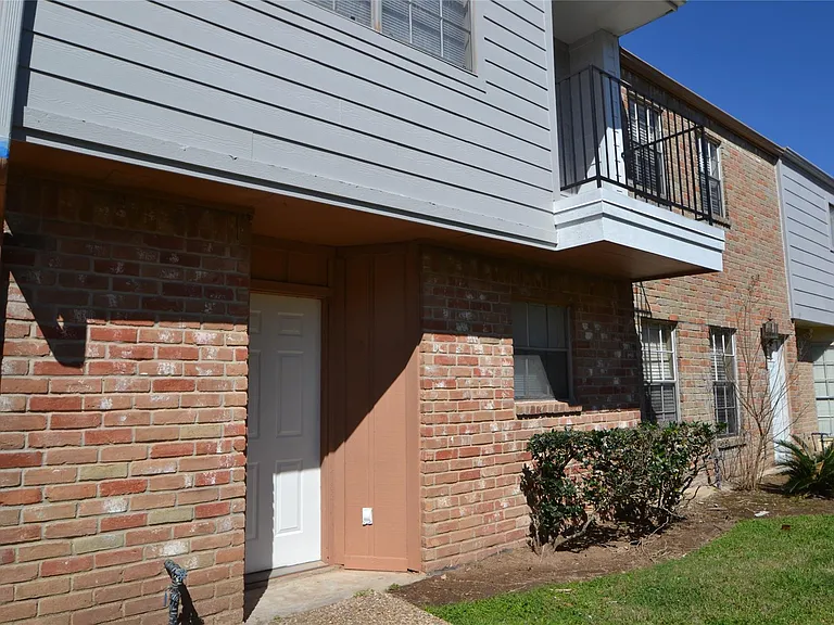 9200 W Bellfort Ave #79 — Photo 5