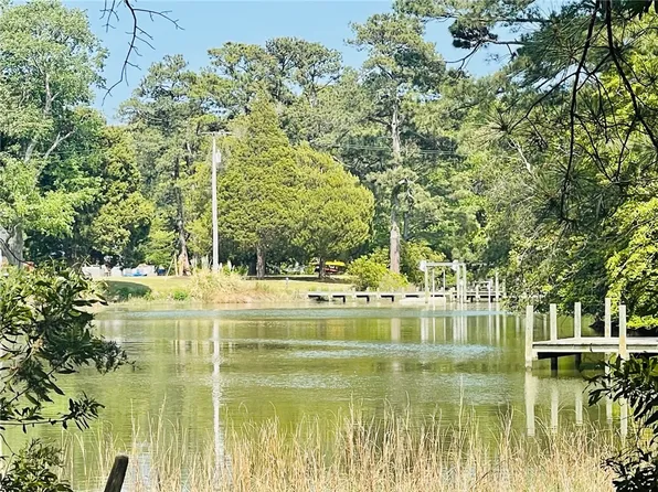 0 Pecan Ln, Cardinal, VA 23025