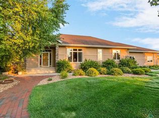 27332 Ridgeway Rd, Harrisburg, SD 57032