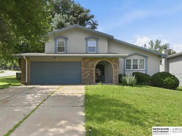 12910 Courtney Dr, Bellevue, NE 68123