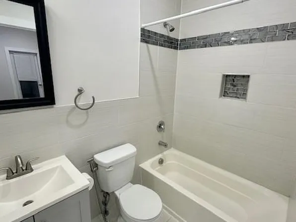 132 Hopkins Avenue image 12 of 13