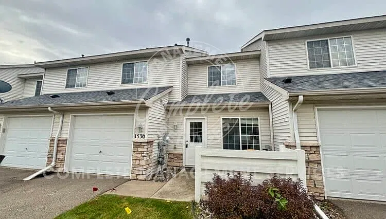 1530 Idlewild Ln