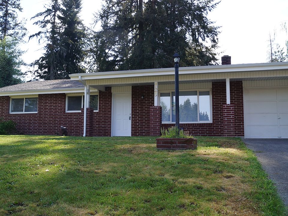 1st image of 725 Midway Dr NE