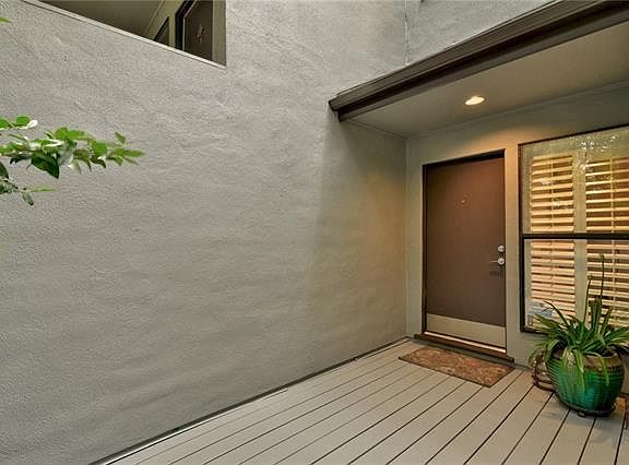 4th image of 1401 Spyglass Dr