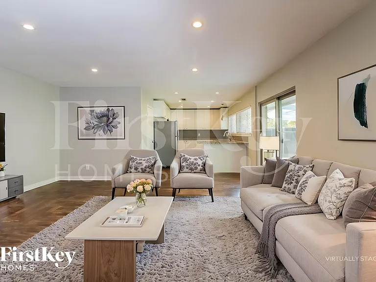 3529 Birchwood Ln — Photo 4