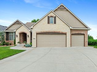 3810 N Lily St, Maize, KS 67101