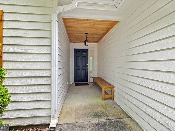 2nd image of 5950 Shannon Dr