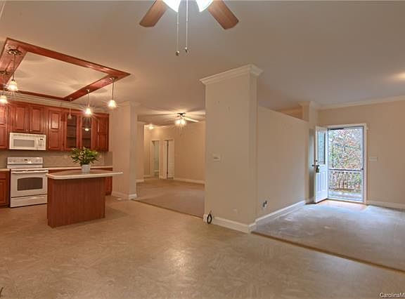 2nd image of 38 Condor Ct