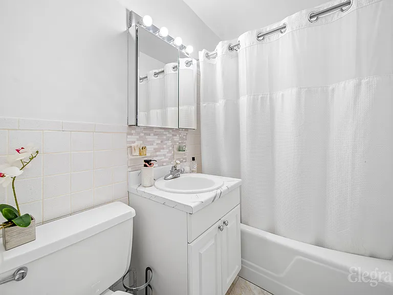 355 E 72nd St #11G — Photo 7