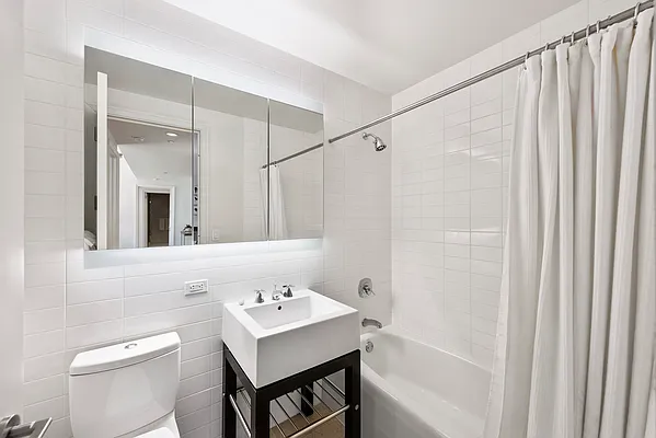 Rented by Compass | media 11