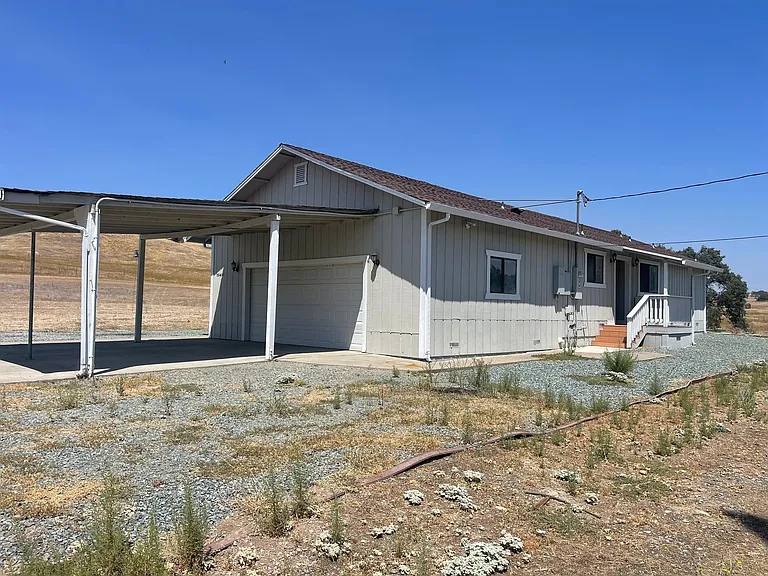 7846 Jenny Lind Rd #B — Photo 4