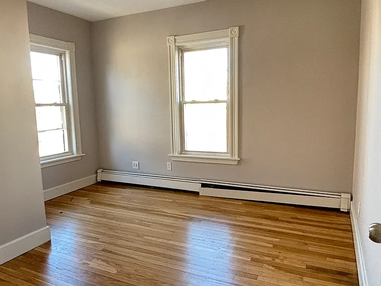 713 Metropolitan Ave #2 — Photo 10