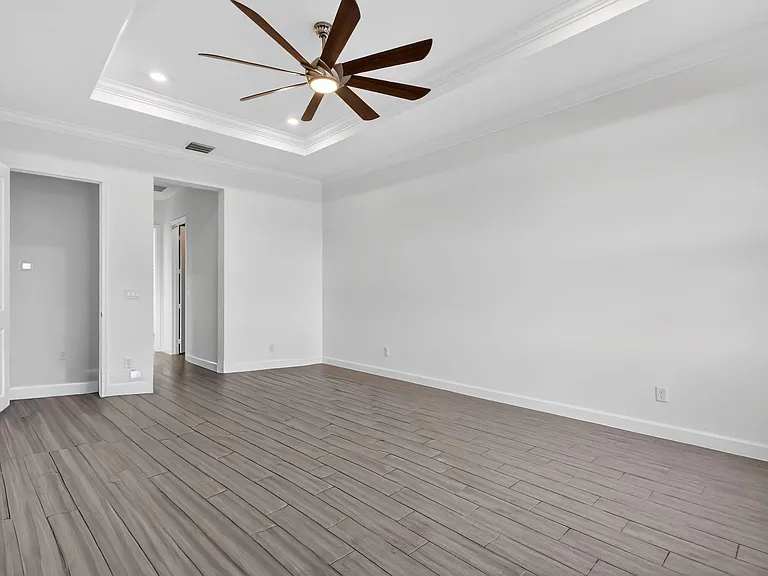 799 Hookline Cir — Photo 41