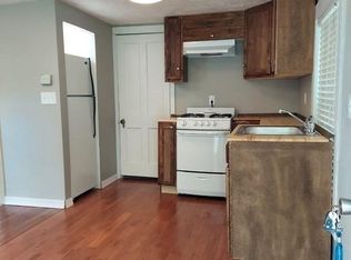 22 1/2 Woodbine St, Chelmsford, MA 01824