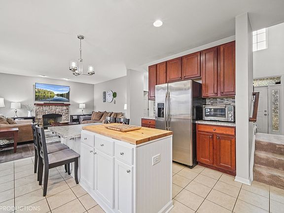 4th image of 1006 Vertin Blvd