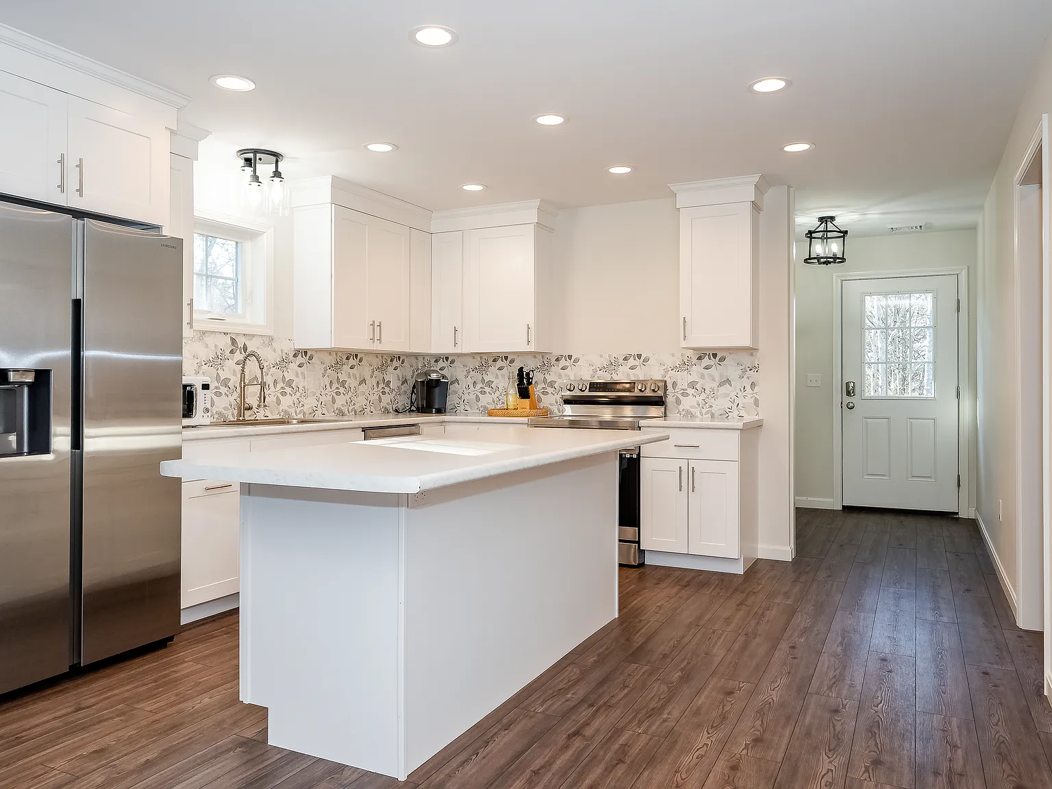 2 bed, 1120 sqft, $2,600 — Photo 4