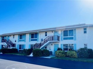 255 Palm Dr APT 1, Naples, FL 34112