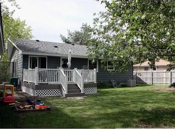 2nd image of 3718 Violet Ave N