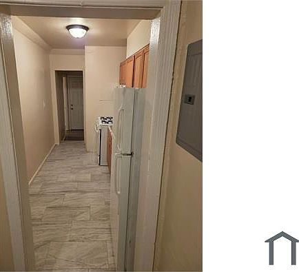 5th image of 712 Bayley Pl SE #2