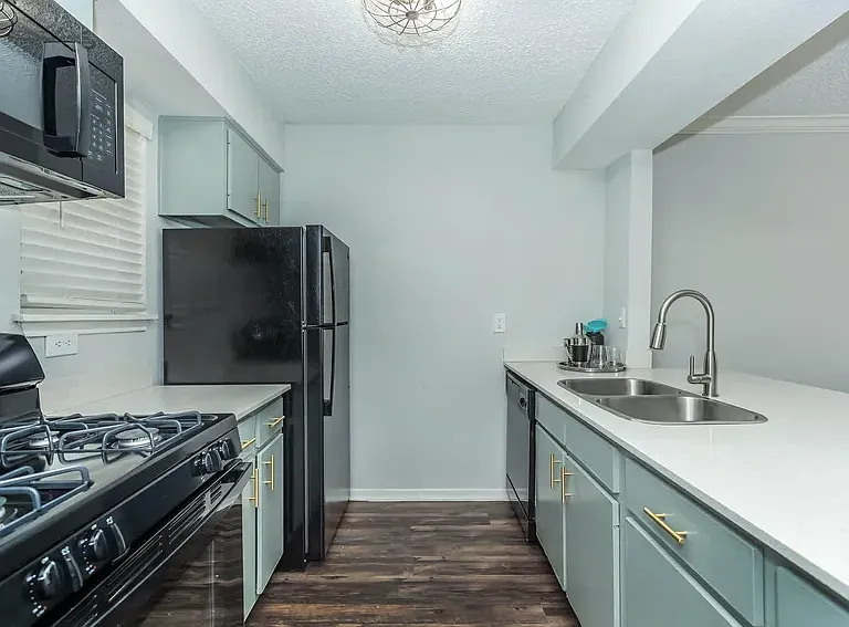 Galleria Flats Apartments — Photo 18