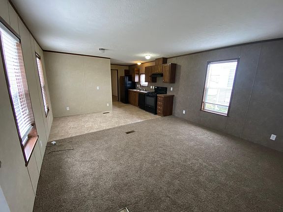 5th image of 59483 Hardy Ln