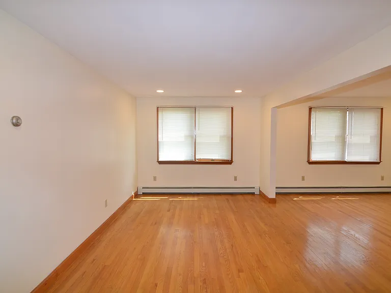 146 Huckins Ave #1 — Photo 5