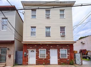 12011 14th Rd, Flushing, NY 11356