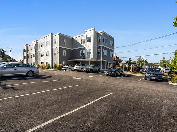 2nd image of 135 Waterman Ave #19