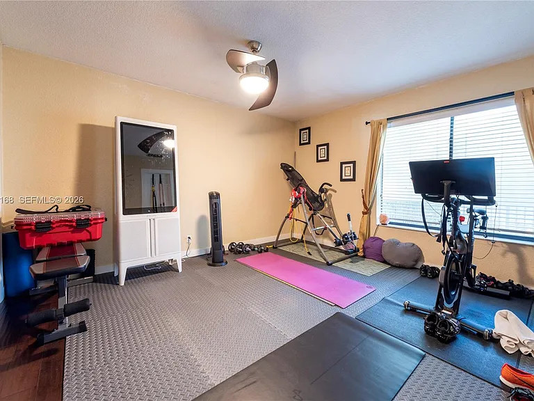 921 Bayberry Point Dr — Photo 11