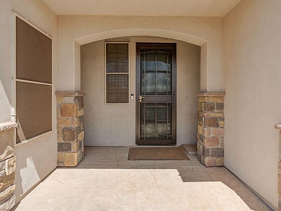 3rd image of 831 S Cotton Meadow Ln