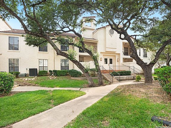 2nd image of 2255 THOUSAND OAKS DR #304