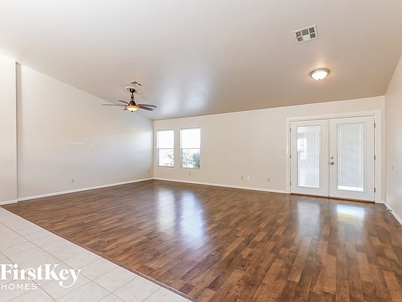 4th image of 172 Emerald Mountain Ave