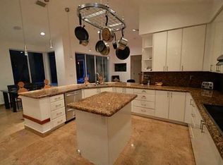 6166 NW 23rd Ter, Boca Raton, FL 33496