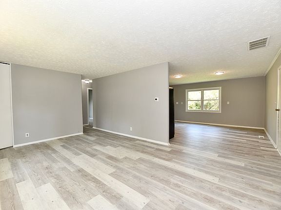 4th image of 5902 Sunwood Dr