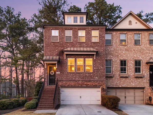 126 Brindle Ln, Alpharetta, GA 30009