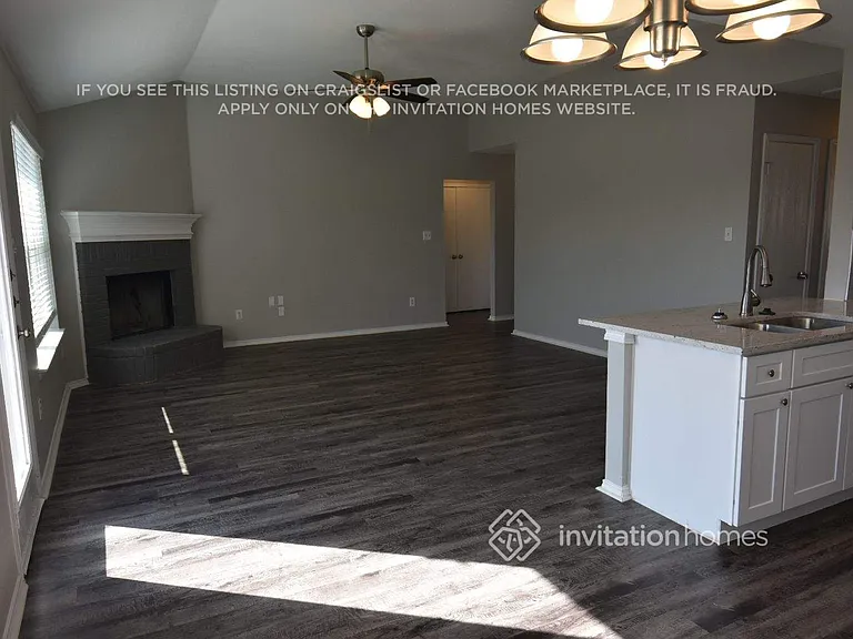 1907 Bertram Dr — Photo 4