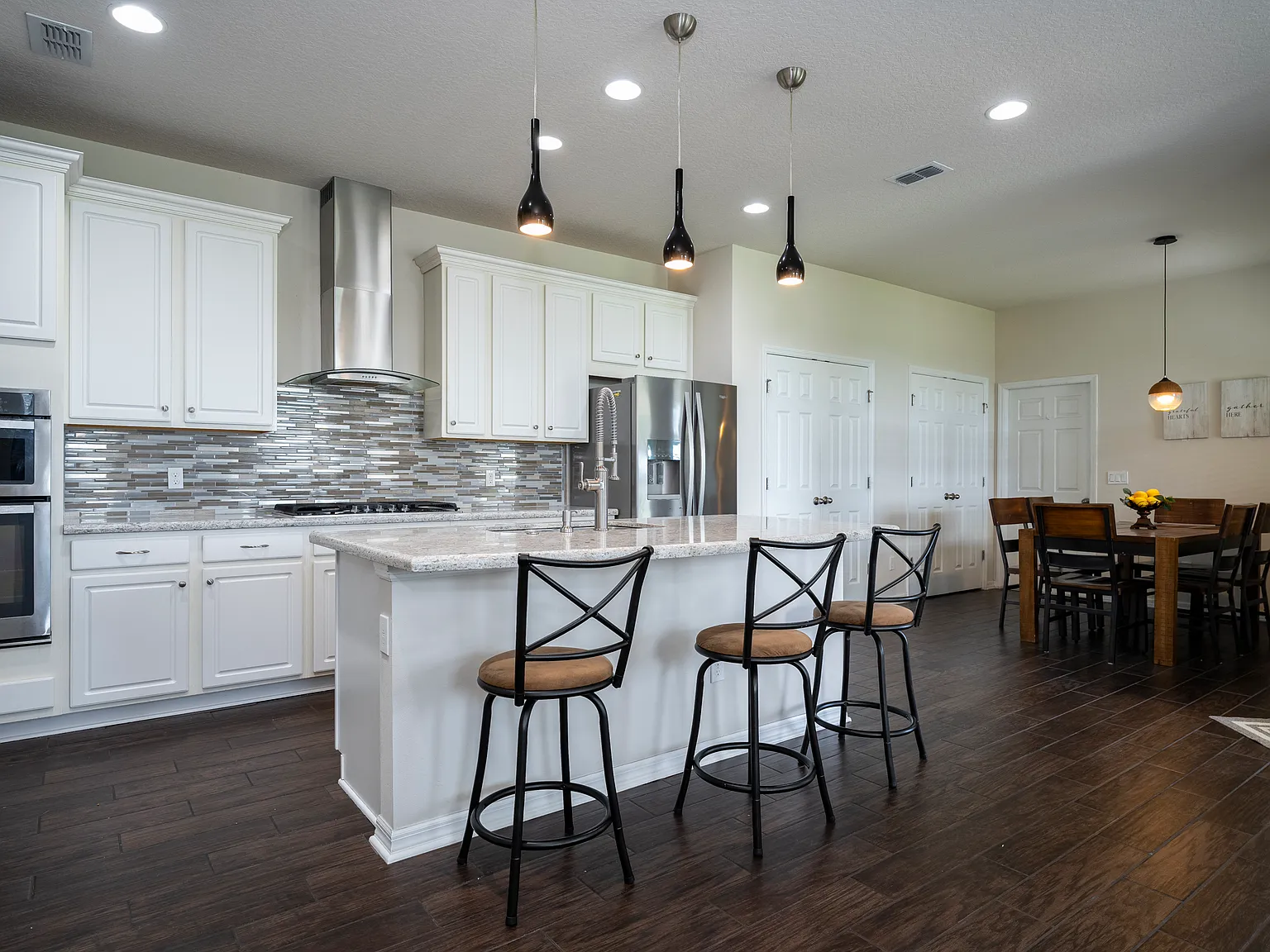 8100 Summerlake Groves Street - 1 — Photo 3